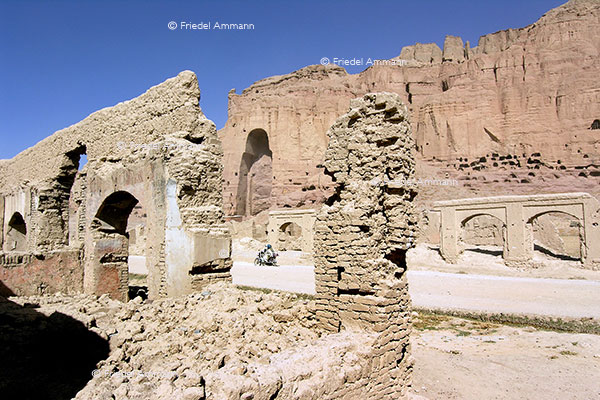 WORLD - Afghanistan - Buddhas of Bamyan