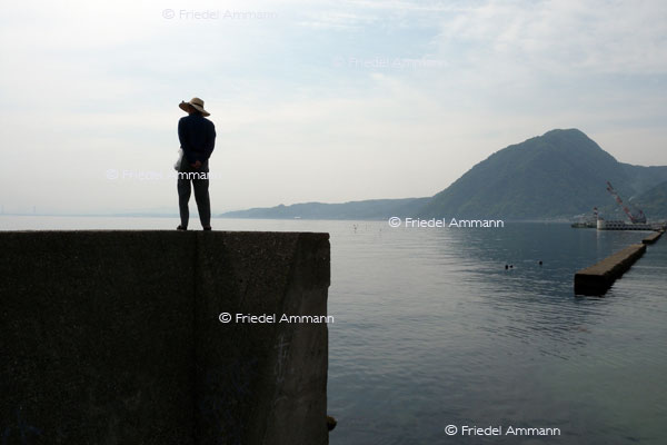WORLD – Japan – Fisherman, Beppu, Kyushu