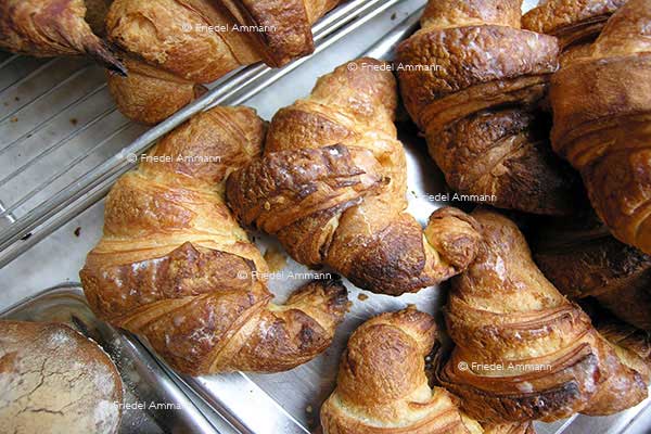 WORLD - France - Croissant