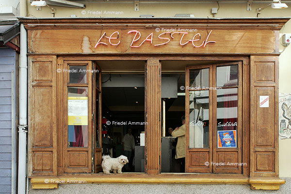 WORLD - France - Bistro