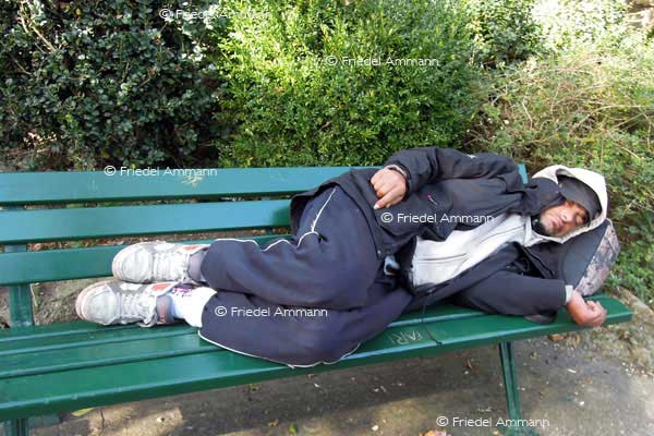 WORLD - France, Paris - Clochard
