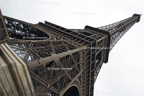 WORLD - France, Paris – Tour Eiffel