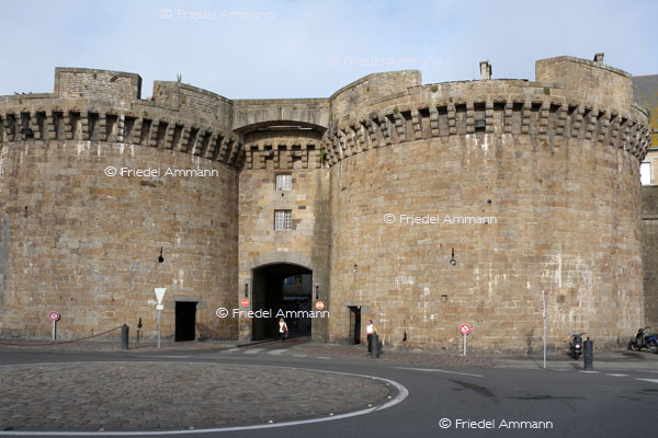 WORLD – France, Bretagne - St Malo