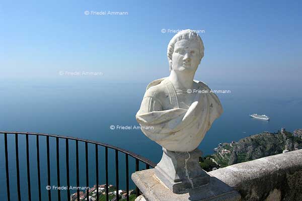WORLD - Italia - «Terrazza dell'infinito», Villa Cimbrone - Ravello, Costa di Amalfi