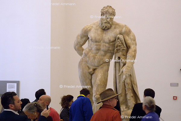 WORLD - Italia - National Archaeological Museum  / Museo Archeologico Nazionale, Napoli
