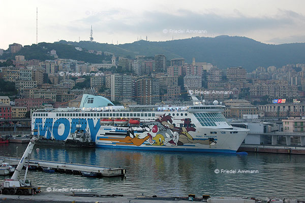 WORLD – Italia, Genua