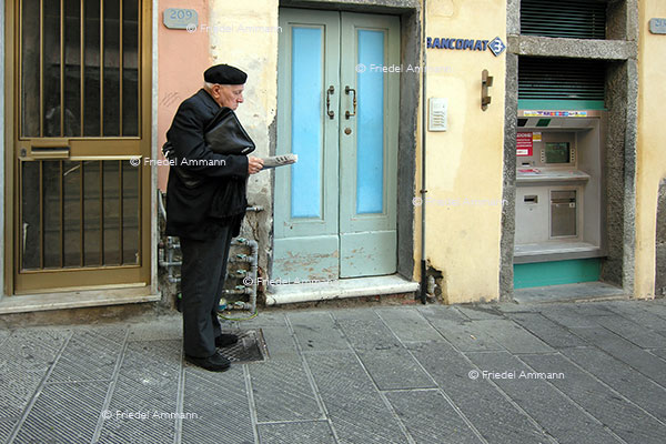 WORLD – Italia, Cinque Terre - Riomaggiore