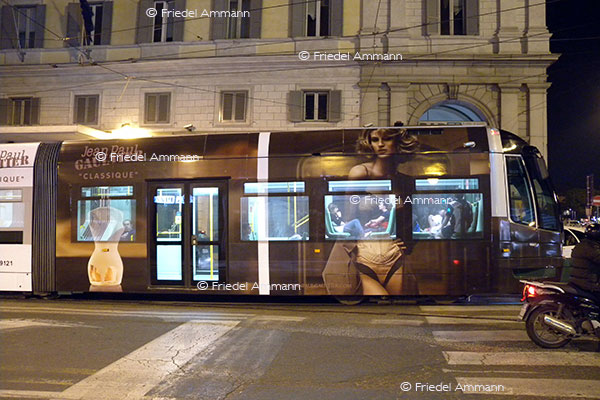 WORLD - Italia, Rom