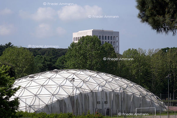 WORLD - Italia, Rom - Buckminster Fuller Kuppel, E.U.R.