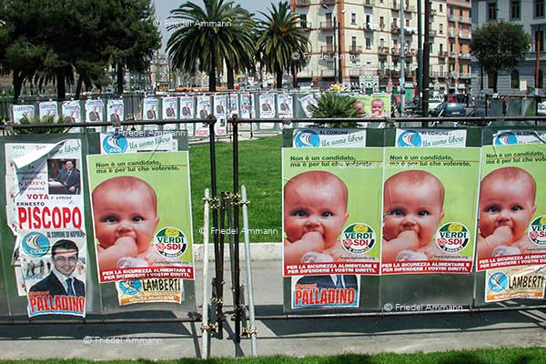 WORLD - Italia, Napoli