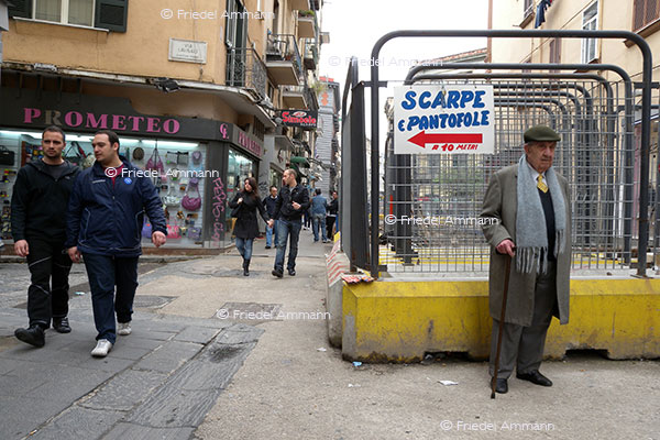 WORLD - Italia, Napoli - Bella Figura