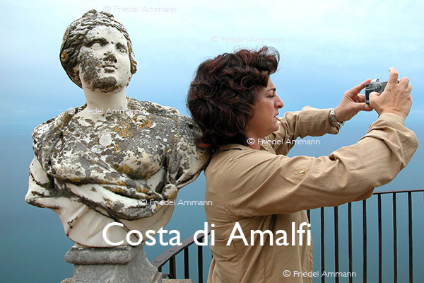 WORLD - Italia, Sud - Amalfiküste / Costa di Amalfi - «Terrazza dell'infinito», Villa Cimbrone - Ravello