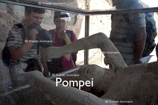 WORLD - Italia, Sud - Pompei