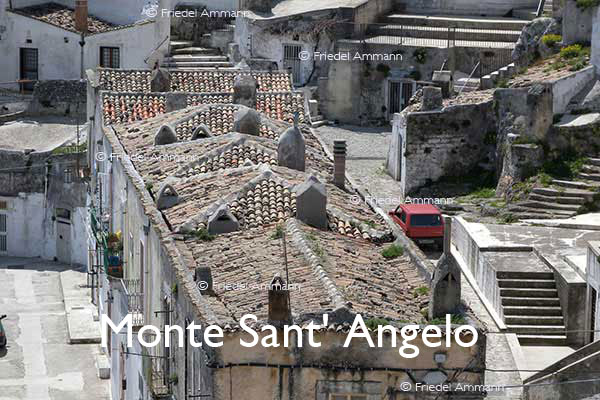 WORLD - Italia, Sud - Monte Sant' Angelo