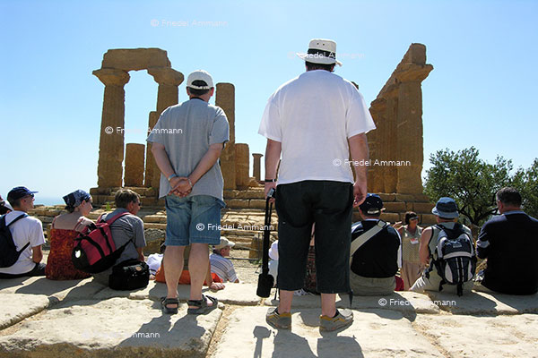 WORLD - Italia, Sizilien / Sicilia - Dorischer Tempel / Il tempio della Concordia - Agrigent