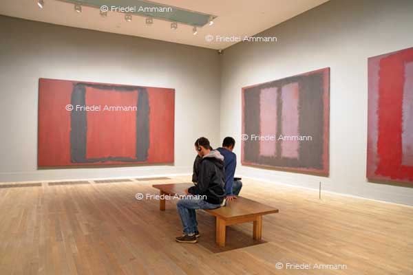 WORLD – London - Tate Gallery