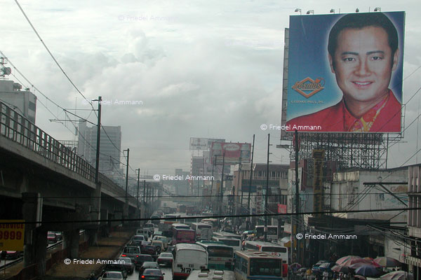 WORLD – Philippinen, Metro Manila - Cubao Place