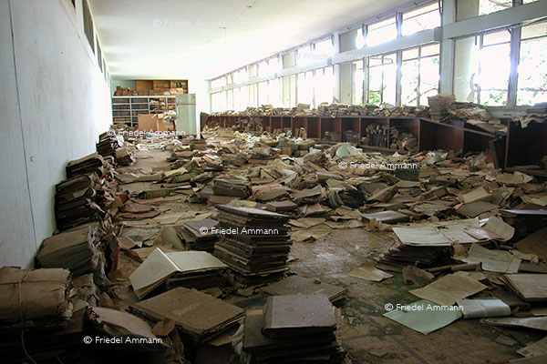 WORLD - Senegal - Dakar - Law Courts