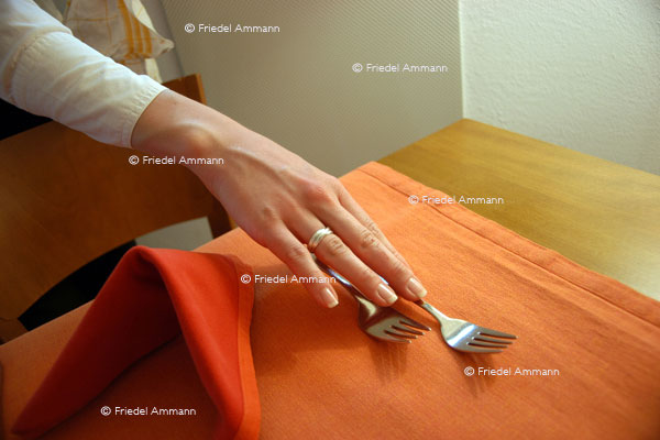 WIRTSCHAFT / ECONOMY - Handwerk / Craft – Gastgewerbe / Hospitality
