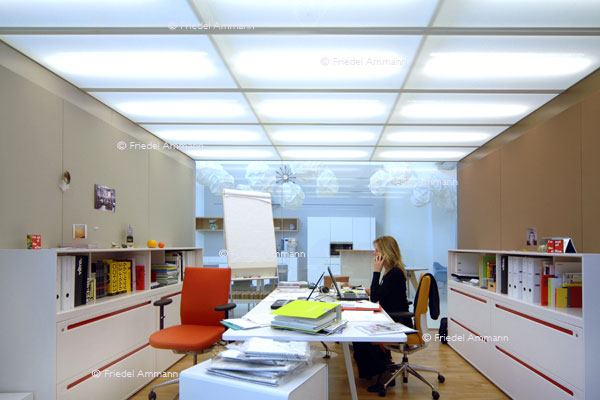 WIRTSCHAFT / ECONOMY - Büro / Office - vitra.