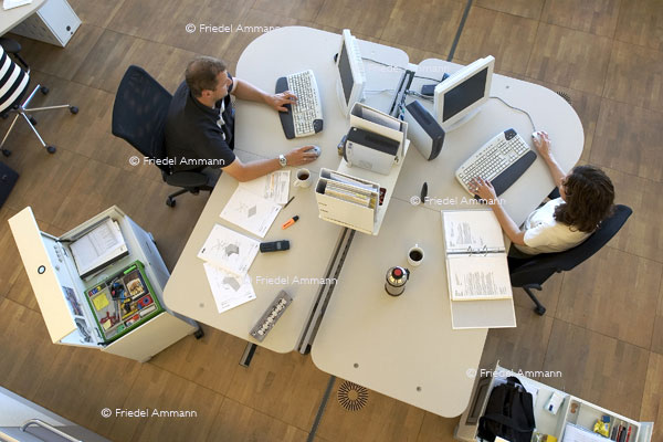 WIRTSCHAFT / ECONOMY - Büro / Office - vitra.