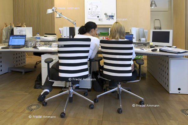 WIRTSCHAFT / ECONOMY - Büro / Office - vitra.