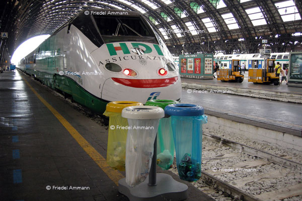 WIRTSCHAFT / ECONOMY - Dienstleistung / Service – Milano Centrale 