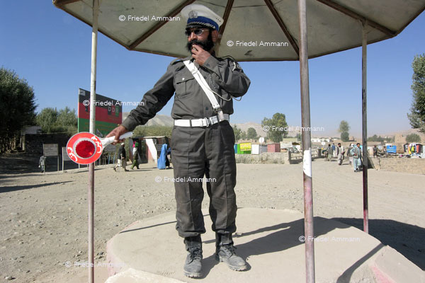 WIRTSCHAFT / ECONOMY - Dienstleistung / Service - Afghanistan