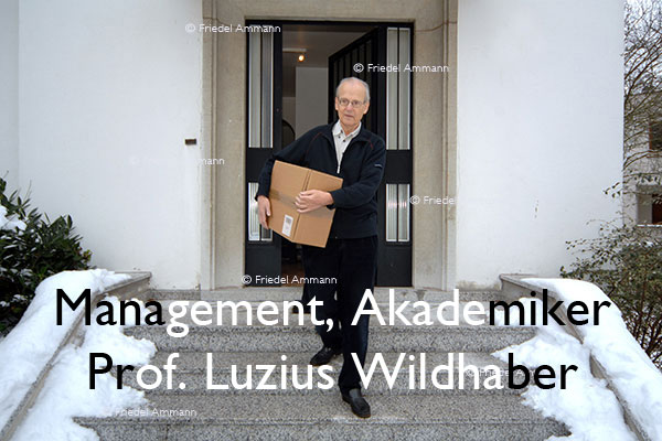 WIRTSCHAFT / ECONOMY - Management / Akademiker - Prof. Luzius Wildhaber, ehemaliger Präsident am europäischen Gerichtshof für Menschenrechte, Strassburg, France