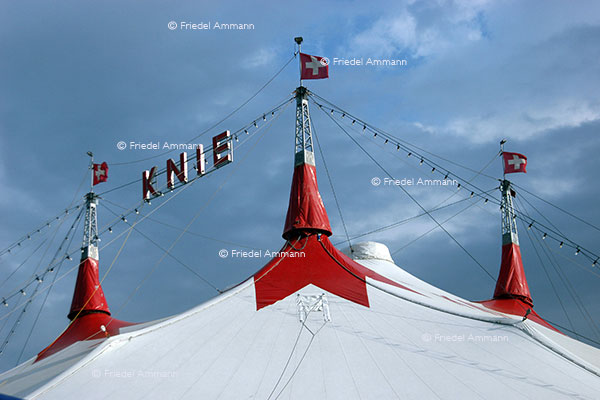 WIRTSCHAFT / ECONOMY - Business – Zirkus / Circus