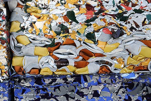 WIRTSCHAFT / ECONOMY - Big Business - Recycling