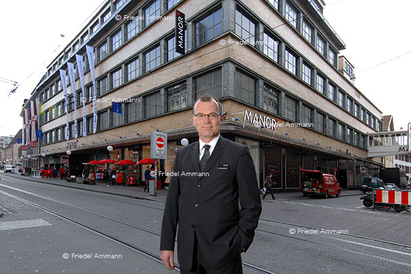 WIRTSCHAFT / ECONOMY - Konsum / Consumption - Urs Zimmermann, MANOR Direktor, Basel