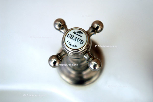 WIRTSCHAFT / ECONOMY - Energie / Environment – Wasserhahn / Tap