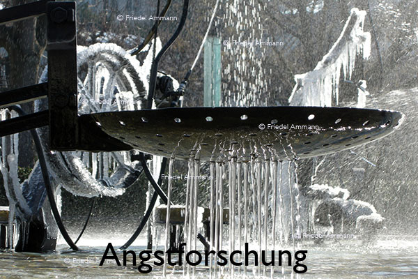 WIRTSCHAFT / ECONOMY - Forschung / Research – Angstforschung