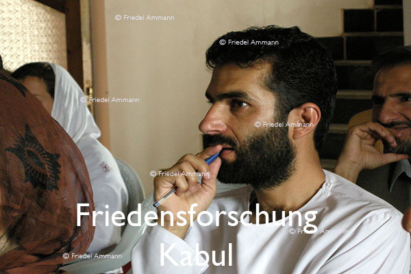WIRTSCHAFT / ECONOMY - Forschung / Research – Friedensforschung – Kabul, Afghanistan
