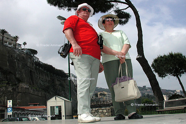 WIRTSCHAFT / ECONOMY - Tourismus international - Sorrento, Italia