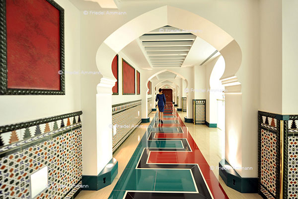 WIRTSCHAFT / ECONOMY - Tourismus international - Burj al Arab Hotel, Dubai 