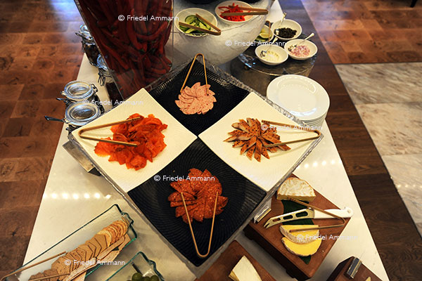 WIRTSCHAFT / ECONOMY - Hotellerie – Gastronomie / Hospitality