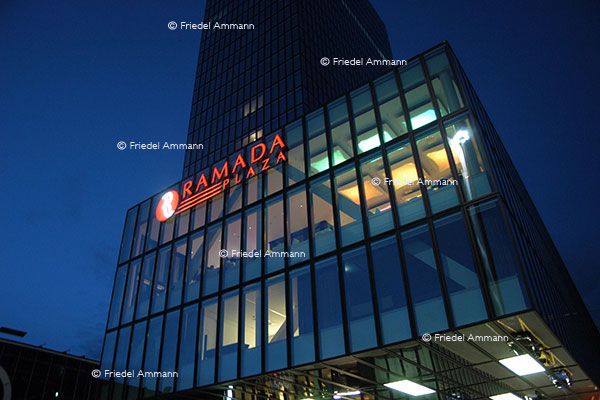 WIRTSCHAFT / ECONOMY - Hotellerie - Hotel Ramada Plaza, Basel