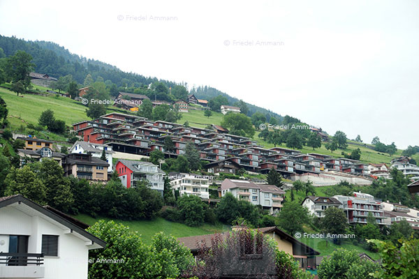 WIRTSCHAFT / ECONOMY - Immobilien / Real Estate - Ennetbürgen, Schweiz