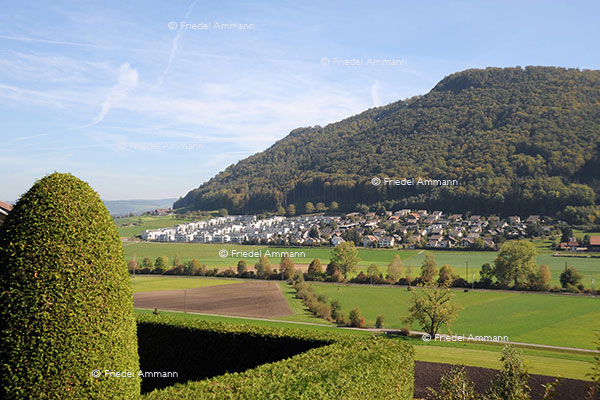 WIRTSCHAFT / ECONOMY - Immobilien / Real Estate - Belp, Bern