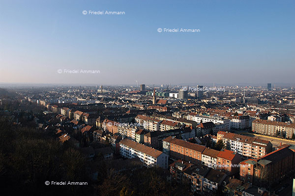 WIRTSCHAFT / ECONOMY - Immobilien / Real Estate - Basel