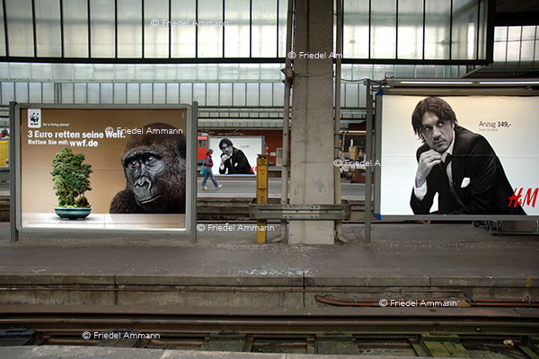 WIRTSCHAFT / ECONOMY – Werbung / Advertisement