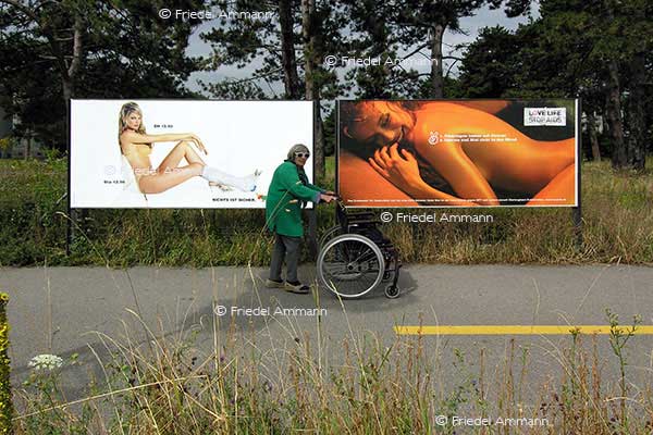 WIRTSCHAFT / ECONOMY - Gesundheitswesen / Health - Werbung für Gesundheit / Advertising