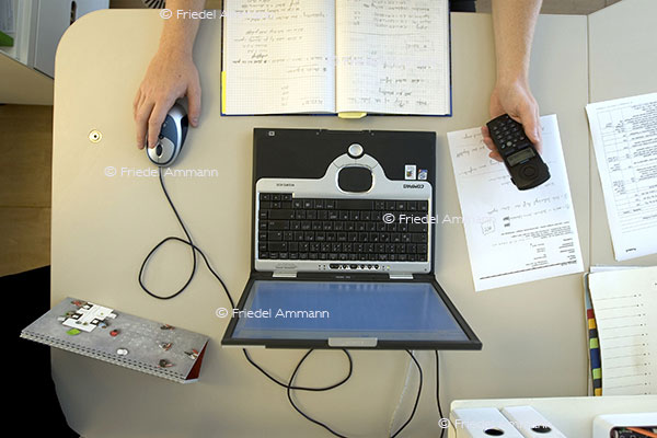 WIRTSCHAFT / ECONOMY - Gesundheitswesen / Health – Telefonberatung / Telemedicine Helpdesk
