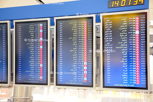 WIRTSCHAFT / ECONOMY - Mobilität / Mobility - Luftfahrt / Airtravel - Transit International Airport Dubai
