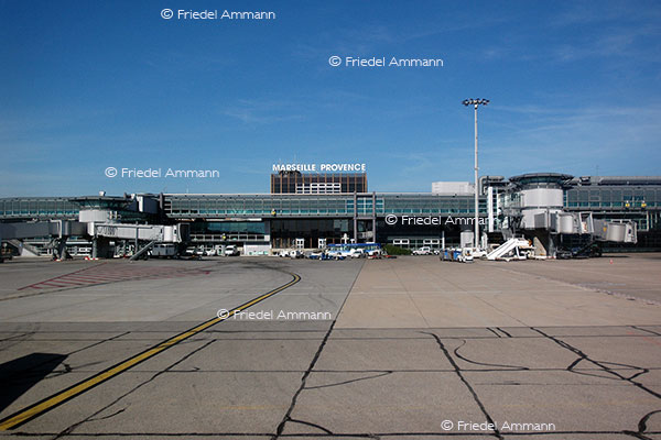 WIRTSCHAFT / ECONOMY - Mobilität / Mobility - Luftfahrt / Airtravel - Aeroport Marseille Provence