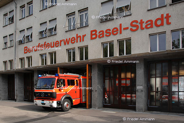 WIRTSCHAFT / ECONOMY - Service Public – Feuerwehr / Fire Brigade, Basel