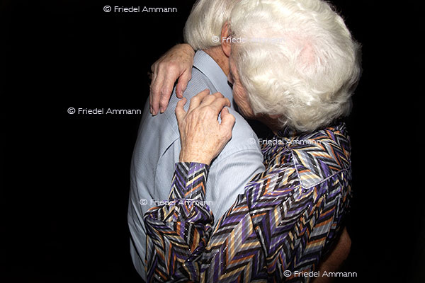 WIRTSCHAFT - Soziales und Gesellschaft - Young Love