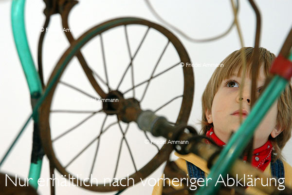 WISSEN - Spielen, Lernen - Tinguely-Museum, Basel